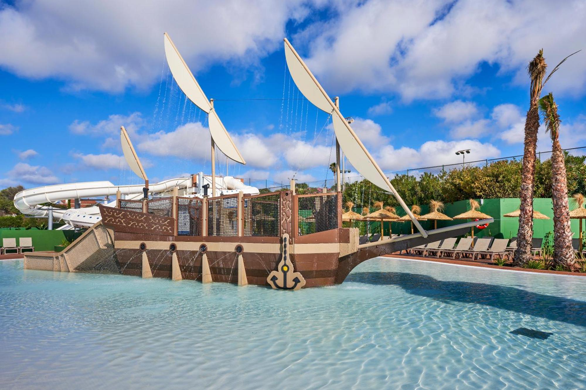 Insotel Punta Prima Prestige Suites & Spa Eksteriør bilde